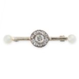 ANTIQUE PEARL AND DIAMOND BROOCH, EARLY 2OTH CENTURY, COMPOSITE designed as a cluster of cushion-