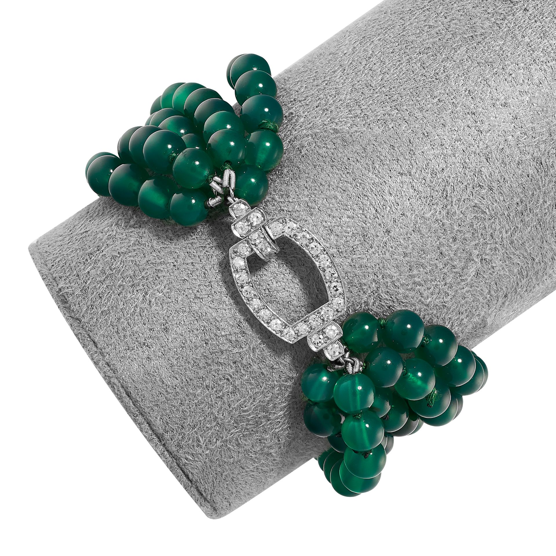 CHRYSOPRASE AND DIAMOND BRACELET comprising of five rows of polished chrysoprase beads ranging - Image 2 of 3