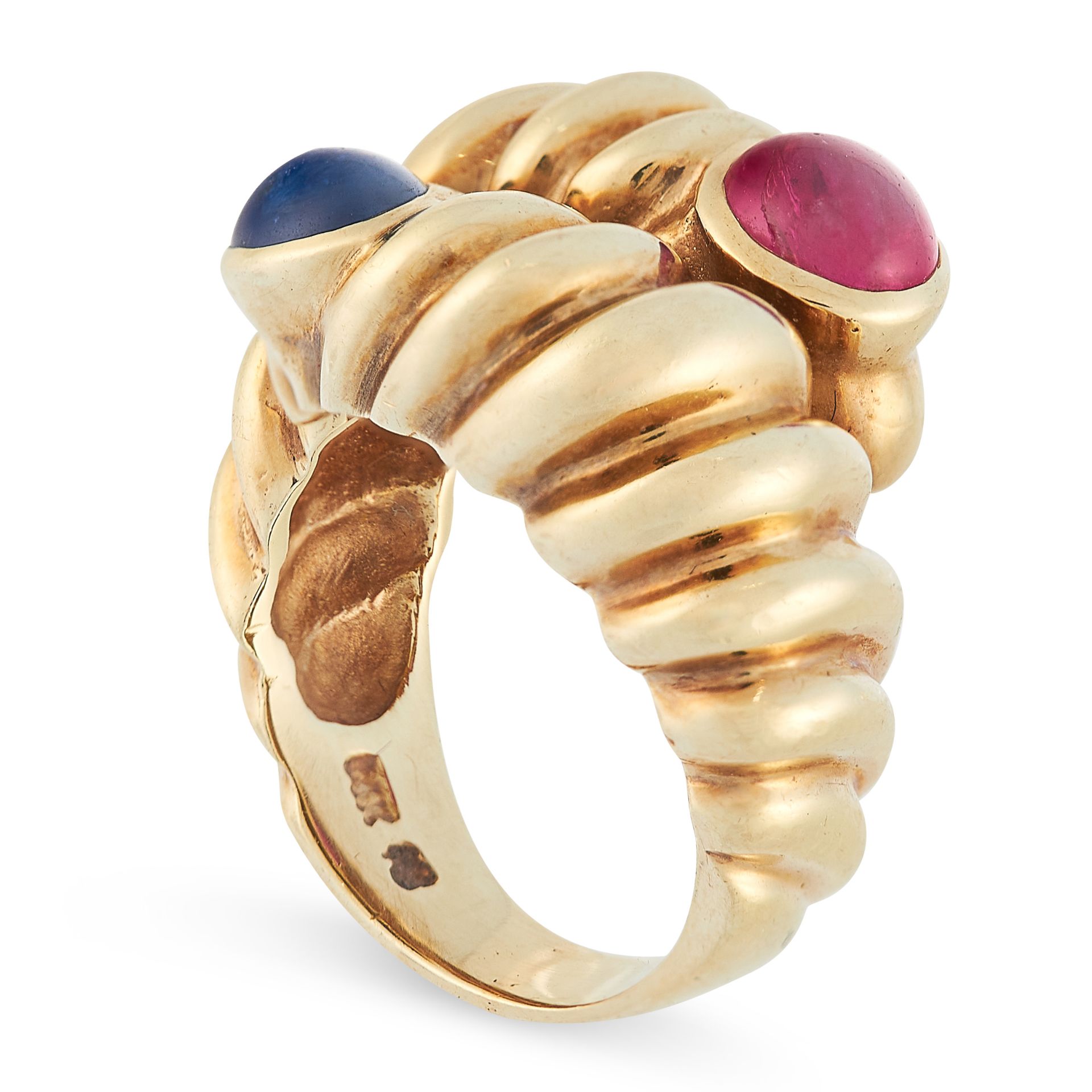 VINTAGE RUBY AND SAPPHIRE RING comprising of a twisted shank decorated in reeded design, set at each - Image 2 of 2