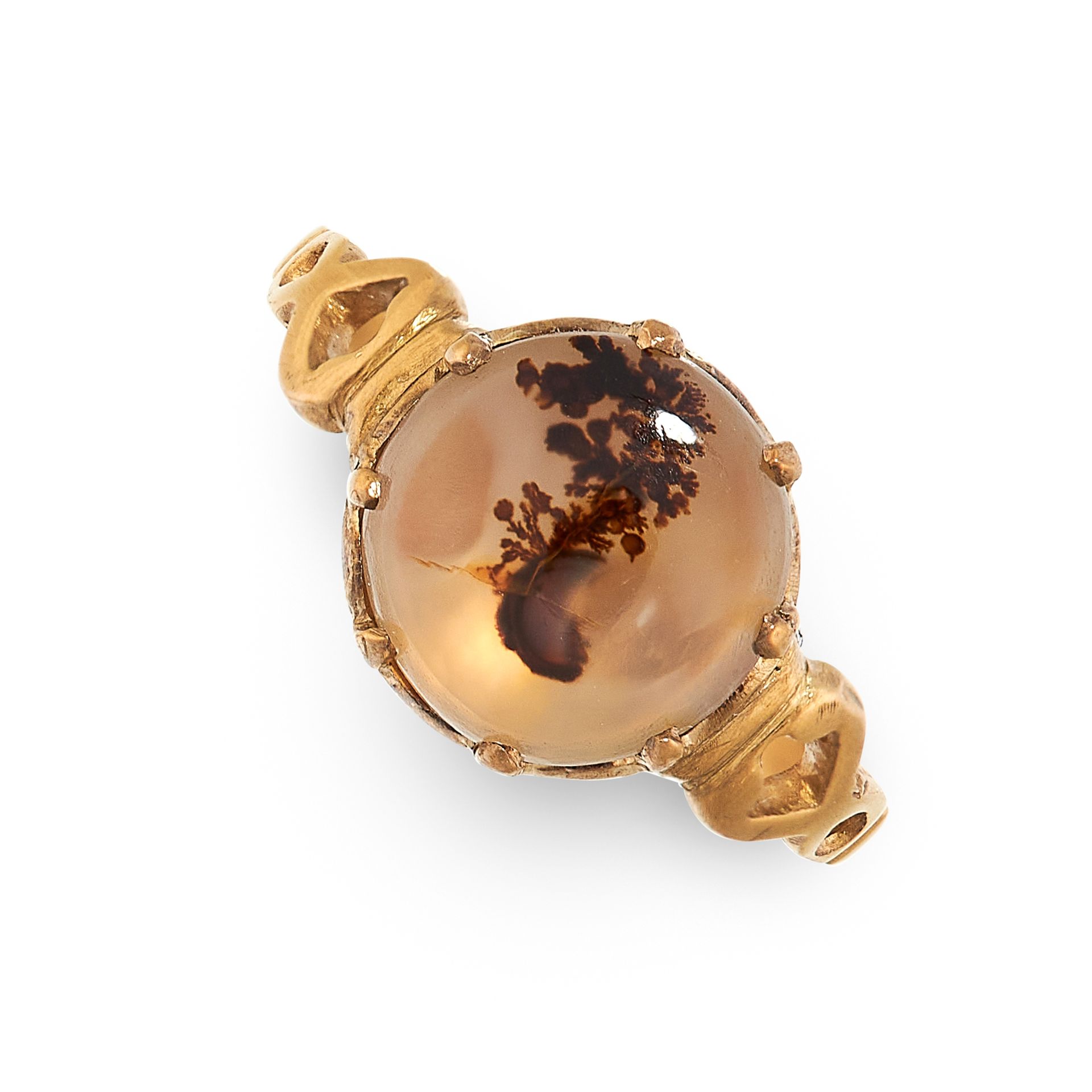 ANTIQUE DENDRITIC AGATE RING set with a cabochon dendritic agate with open detailing to the shank,