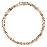 ANTIQUE FANCY LINK CHAIN NECKLACE, EARLY 19TH CENTURY in yellow gold, comprising a single row of