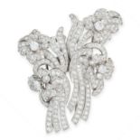 VINTAGE DIAMOND DOUBLE CLIP BROOCH, MID 20TH CENTURY the two clips designed as bouquets of
