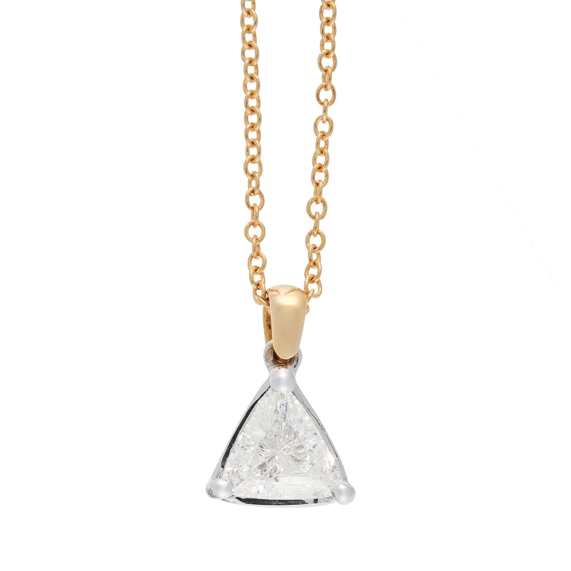 DIAMOND PENDANT AND CHAIN in 18ct gold, set with a trillion cut diamond of 0.95 carats, stamped 750,