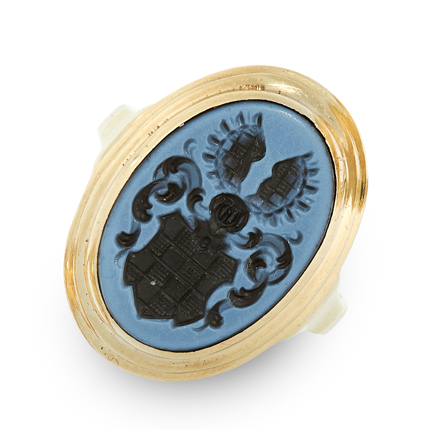 AGATE INTAGLIO SEAL / SIGNET RING set with an oval polished piece of agate, reverse carved in detail - Image 2 of 2