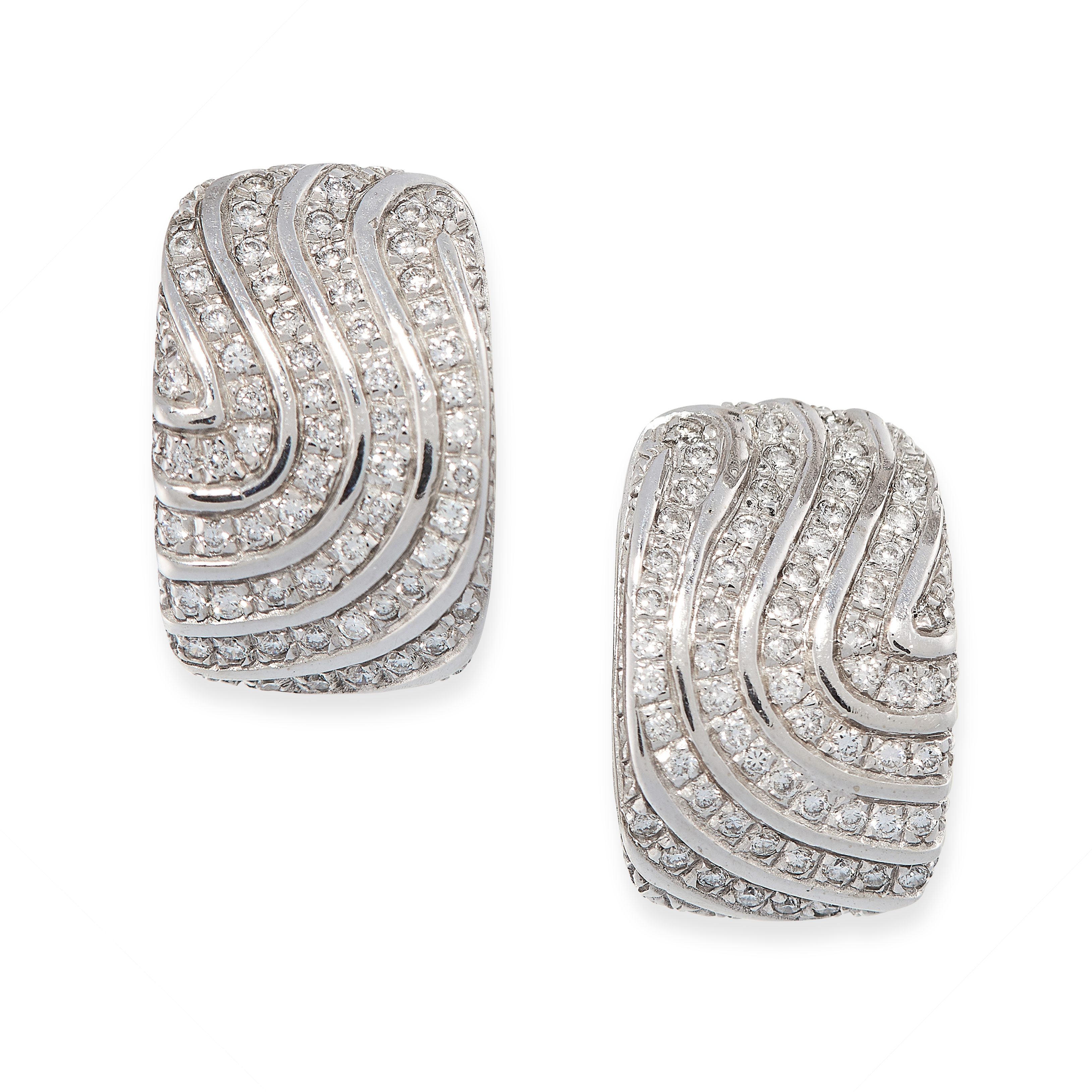 DIAMOND RING AND PAIR OF EARRINGS SUITE comprising of a bombe ring set with round cut diamonds in - Image 2 of 3