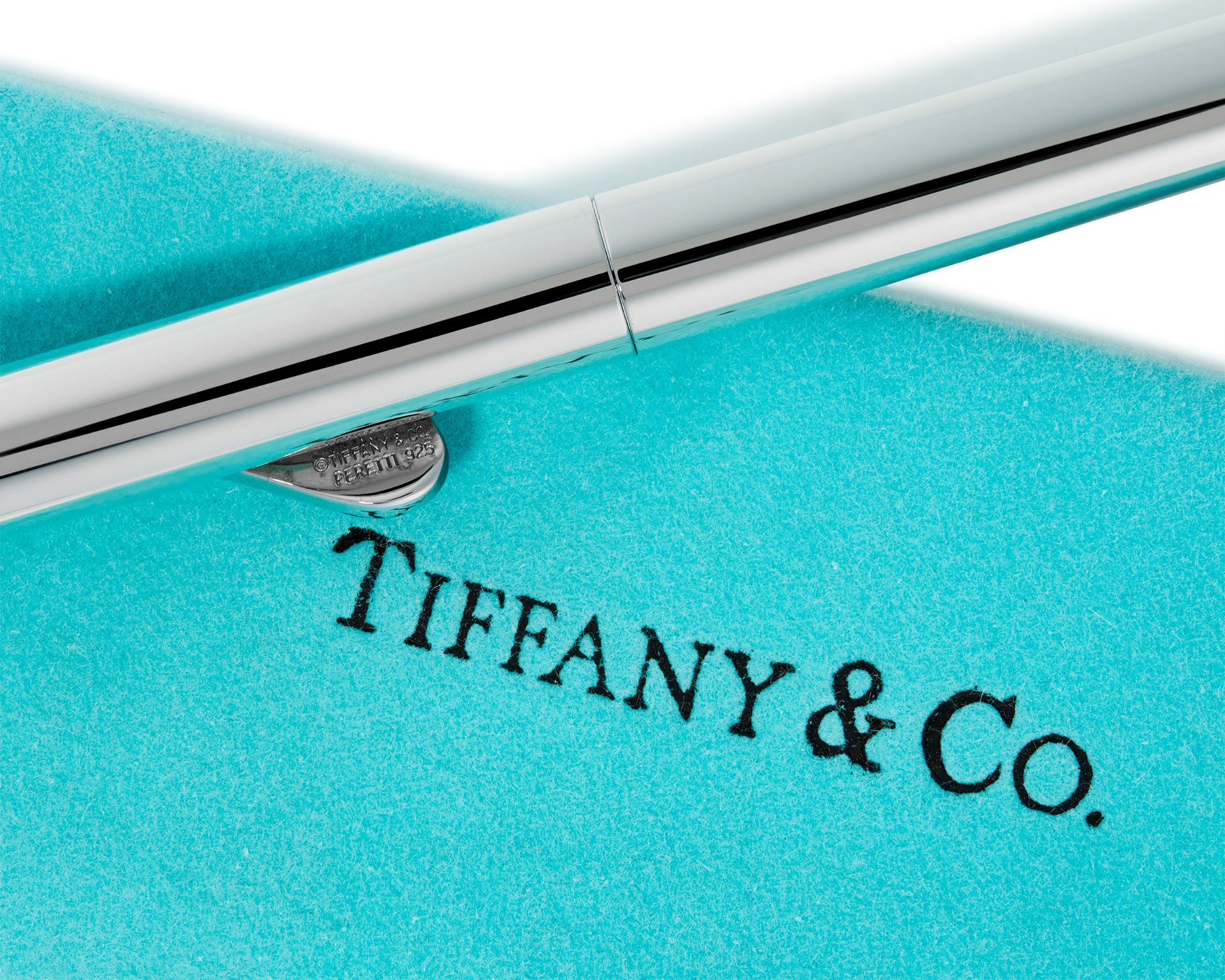 SILVER PEN, ELSA PERETTI FOR TIFFANY & CO. the silver ballpoint pen with a twisting mechanism - Bild 2 aus 2