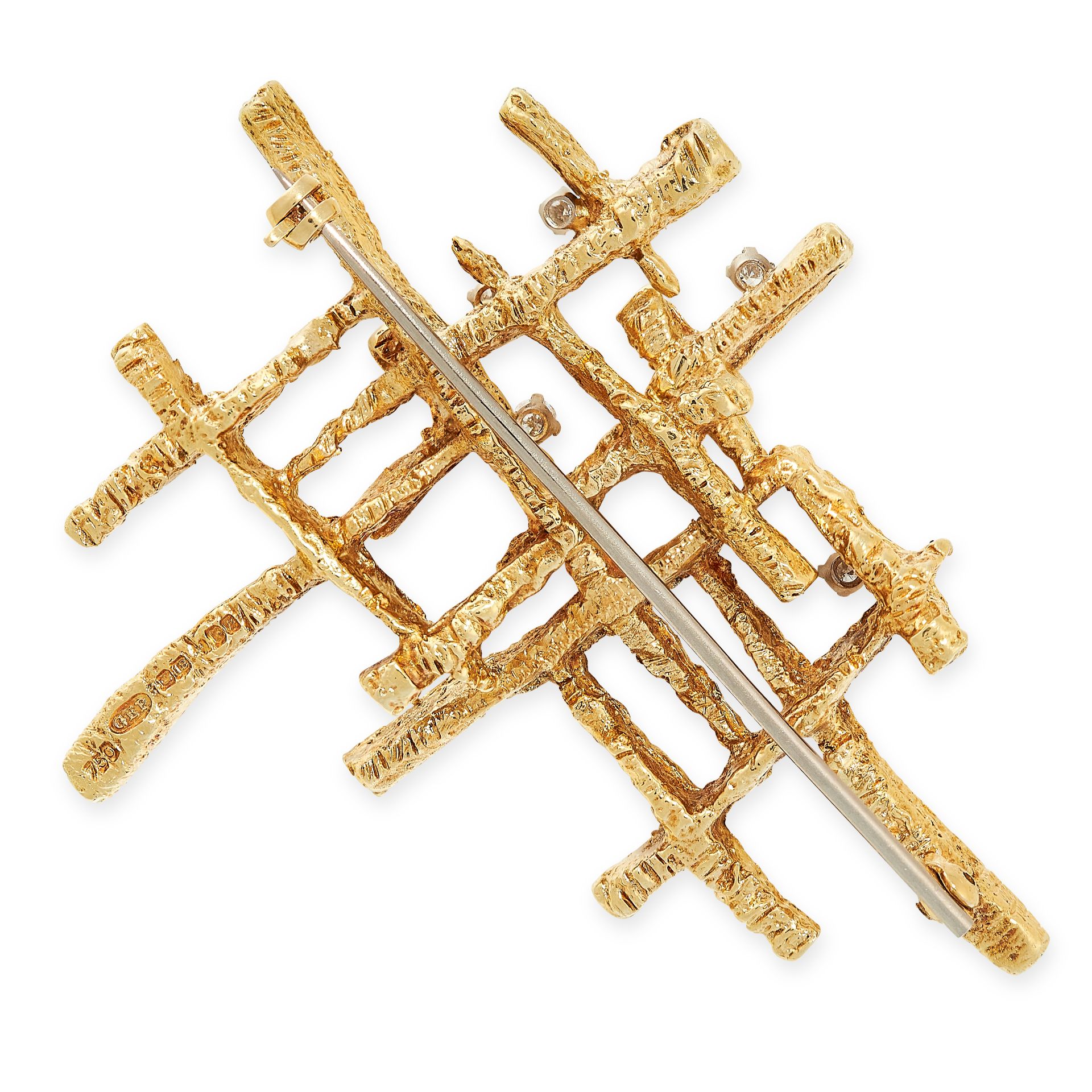 A MODERNIST DIAMOND BROOCH, GILLIAN E PACKARD, 1970 in 18ct yellow gold, of abstract design, with - Image 2 of 2