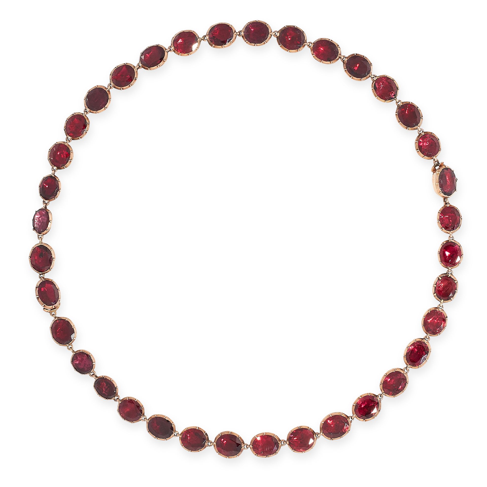 AN ANTIQUE GARNET RIVIERE NECKLACE, 19TH CENTURY in yellow gold, comprising a single row of thirty-