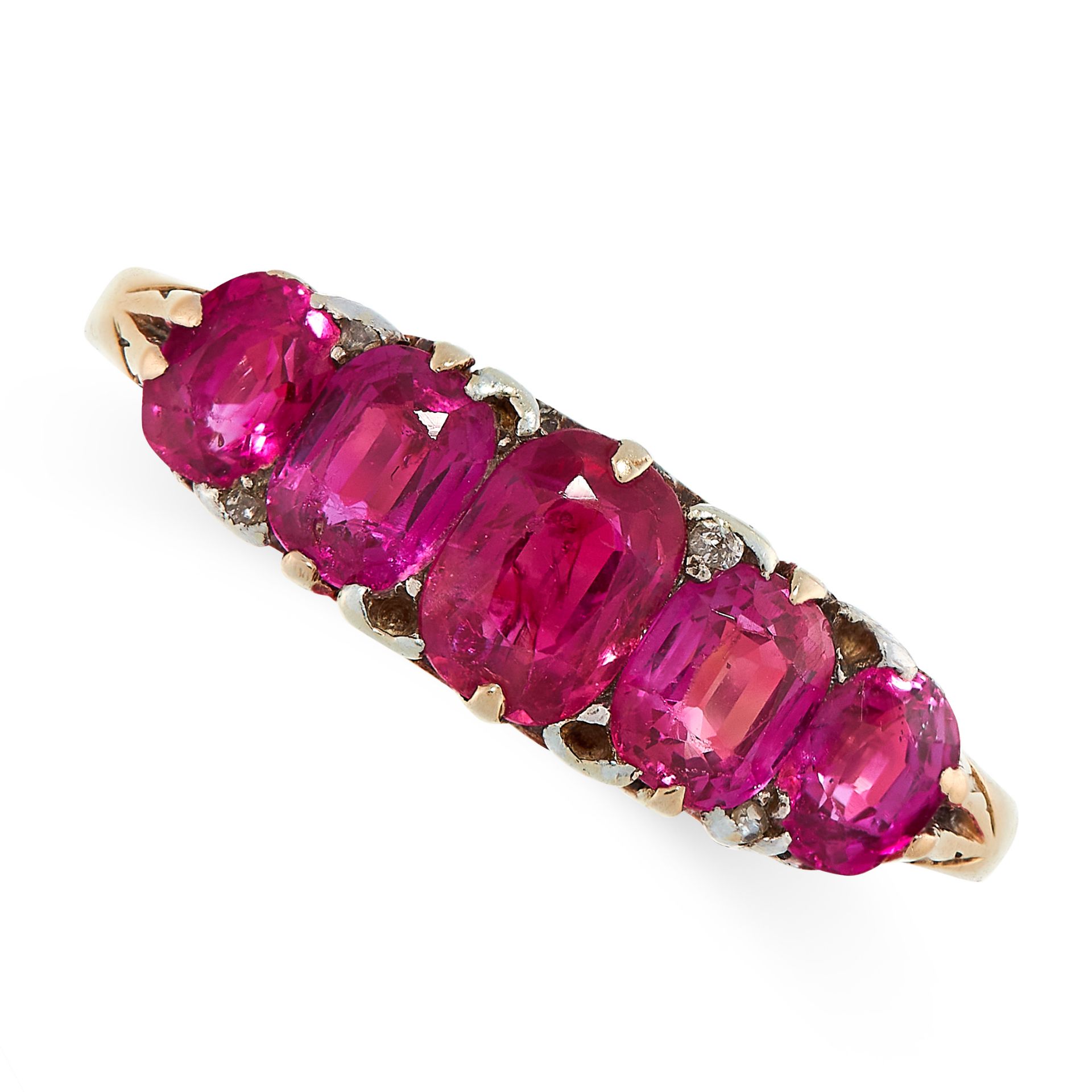 AN ANTIQUE BURMA NO HEAT RUBY AND DIAMOND RING, LATE 19TH CENTURY in yellow gold, set with five