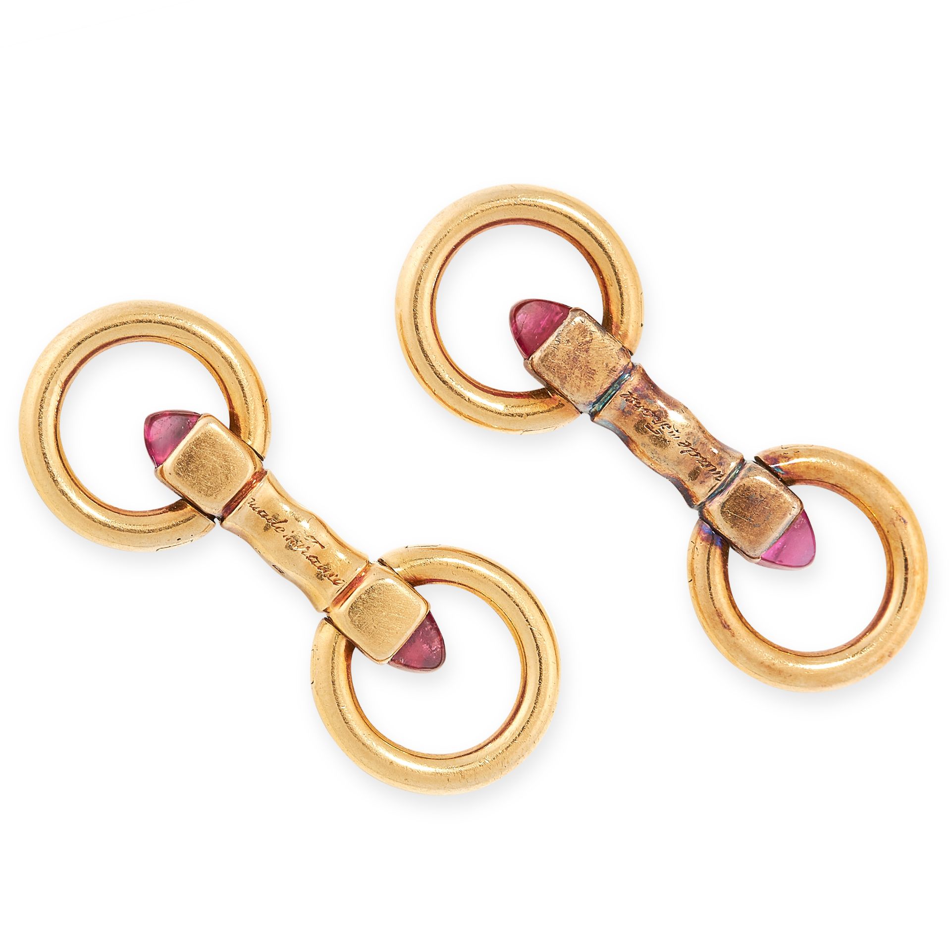 A PAIR OF RUBY CUFFLINKS, CARTIER PARIS CIRCA 1940 in 18ct yellow gold, the central batons set at