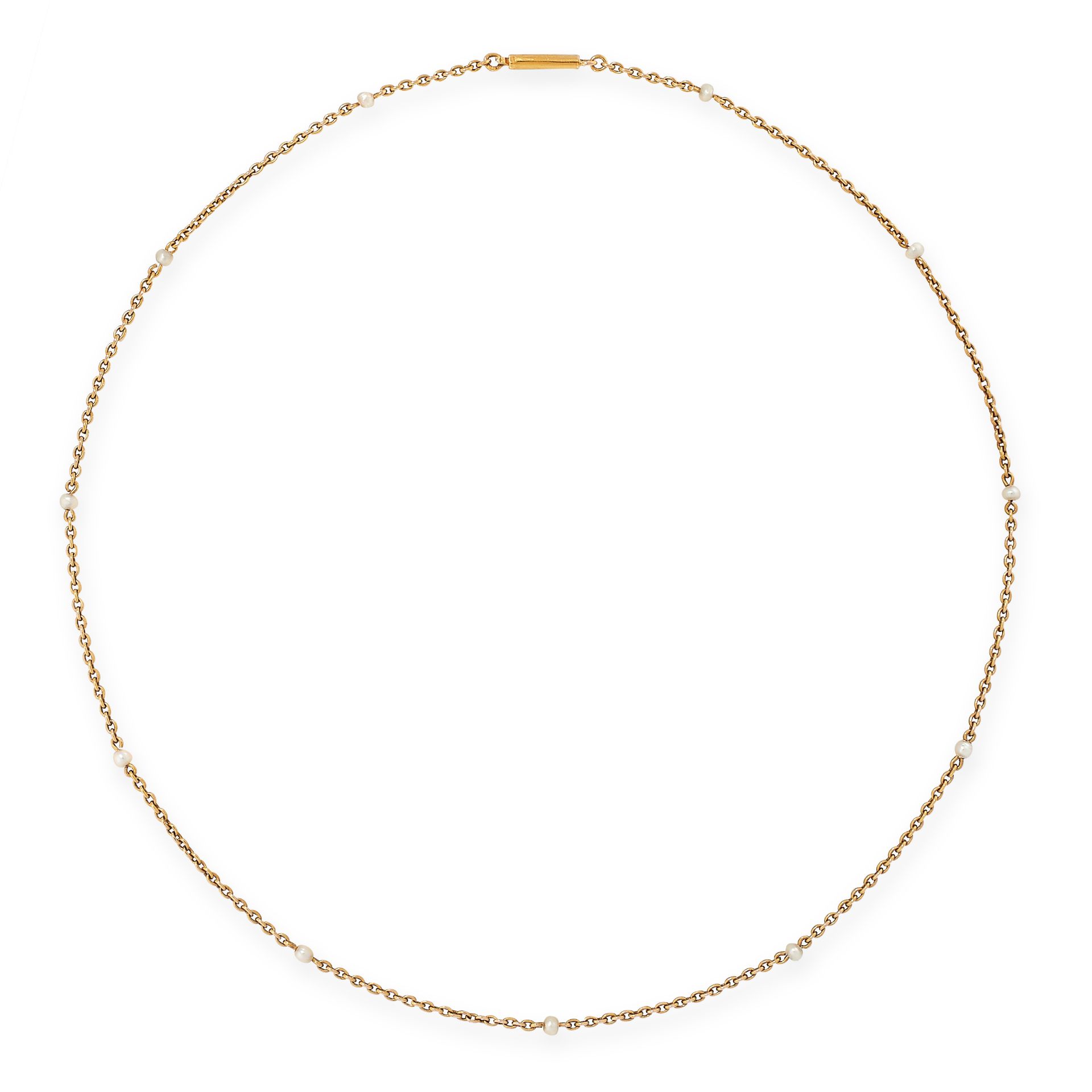 ANTIQUE PEARL CHAIN NECKLACE in 15ct yellow gold, formed of a fine belcher link chain spaced with