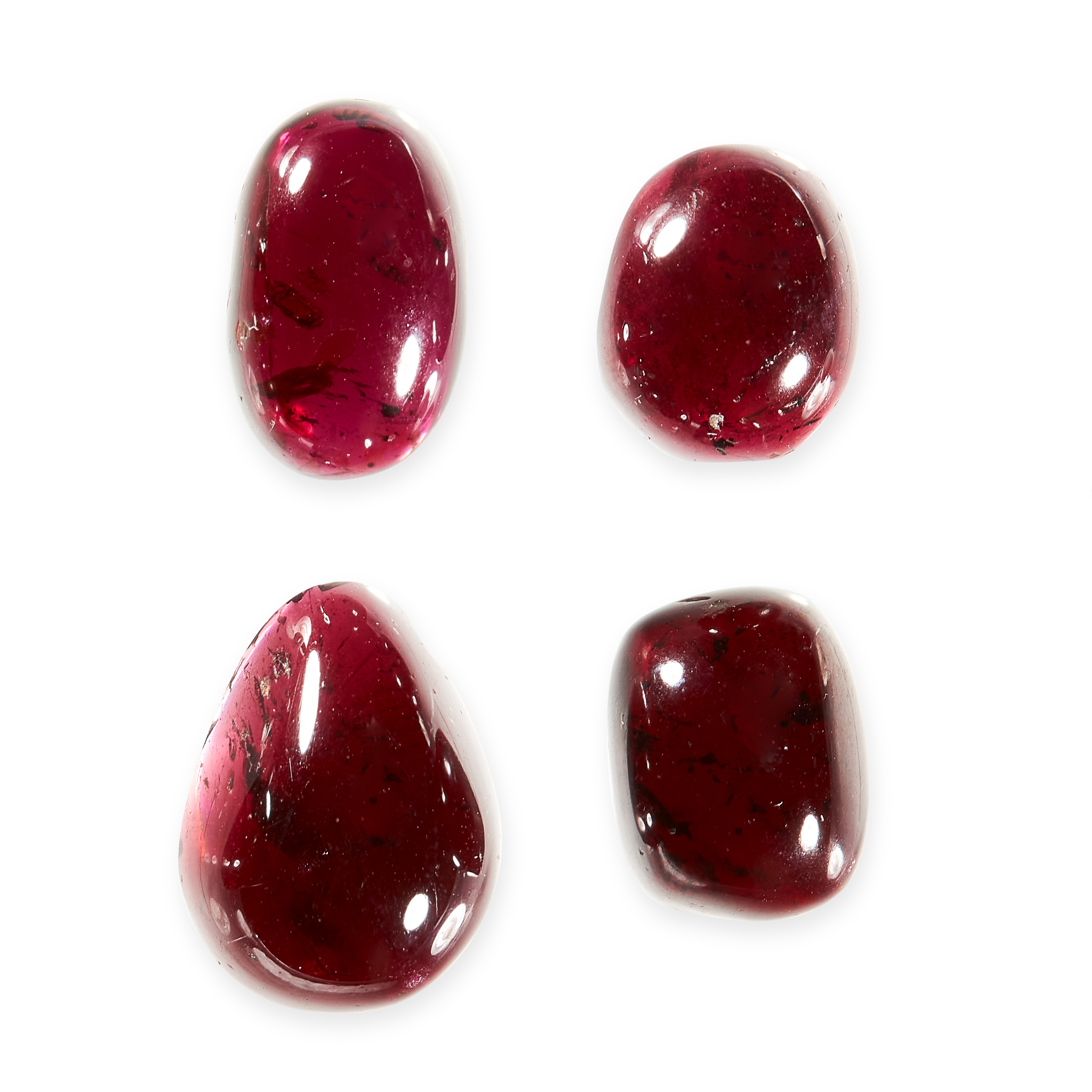 A MIXED LOT OF UNMOUNTED GARNETS of various cuts, totalling 63.00 carats.