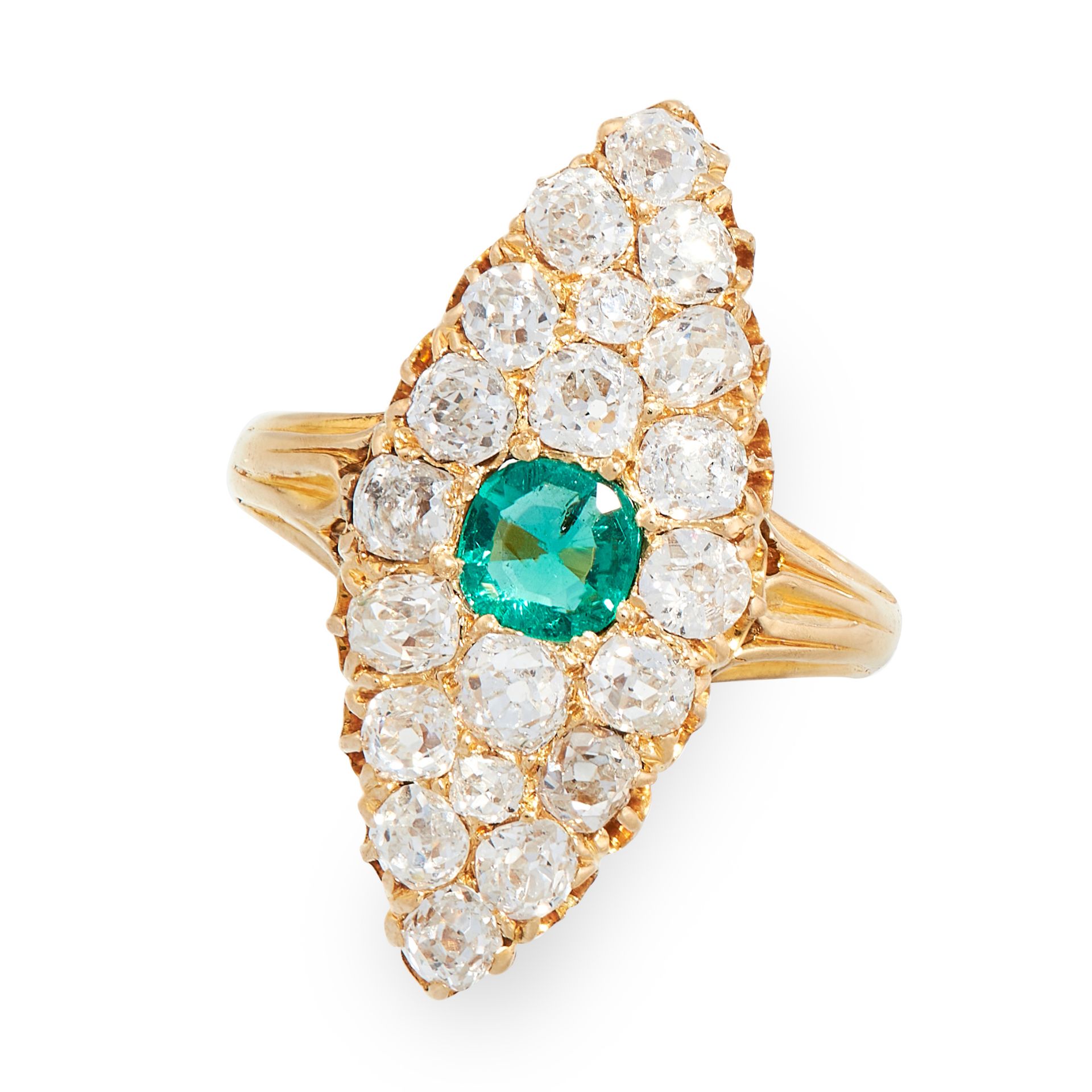 AN ANTIQUE EMERALD AND DIAMOND RING in 18ct yellow gold, the navette face set with a central cushion