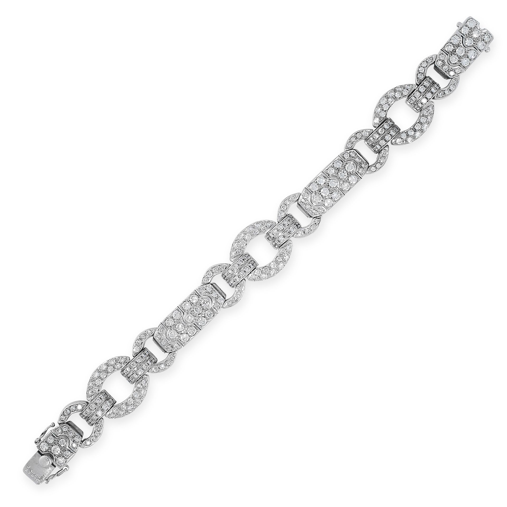 A VINTAGE DIAMOND BRACELET in 18ct white gold, comprising of a series of articulated links of