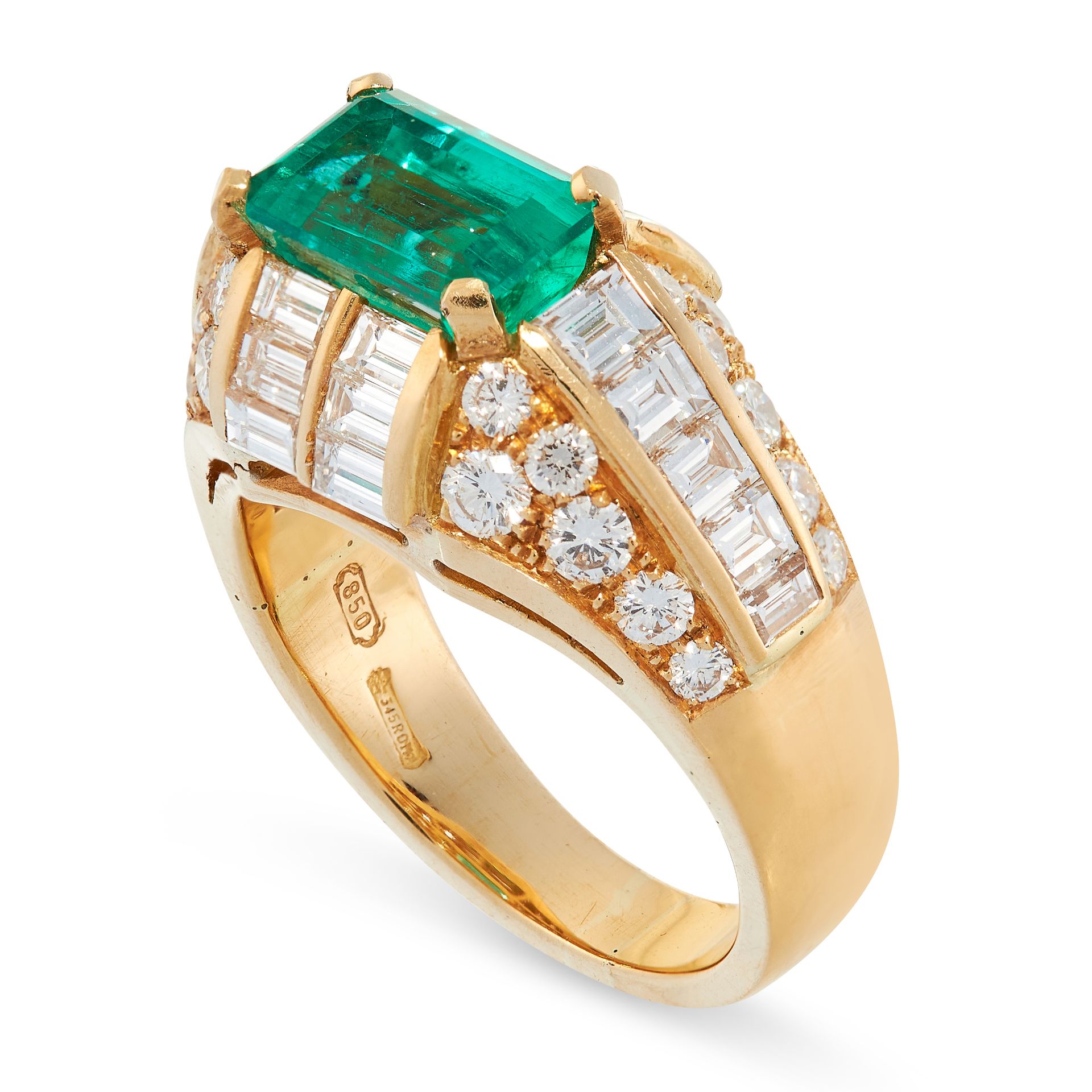 A COLOMBIAN EMERALD AND DIAMOND TROMBINO RING, BULGARI in 18ct yellow gold, set with an emerald - Image 2 of 3