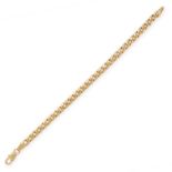 A CURB LINK BRACELET in 18ct yellow gold, stamped 750, 17.5cm, 6.8g.