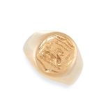 A VINTAGE SEAL / SIGNET RING in yellow gold, the oval face engraved to depict a crest below a motto,