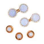 AN ANTIQUE CHALCEDONY AND ENAMEL DRESS SET, CIRCA 1900 in 15ct yellow gold, comprising a pair of