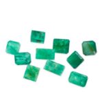 A MIXED LOT OF UNMOUNTED EMERALDS emerald cut, totalling 10.58 carats.