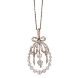 AN ANTIQUE BELLE EPOQUE DIAMOND PENDANT, EARLY 20TH CENTURY in yellow gold and platinum, the body