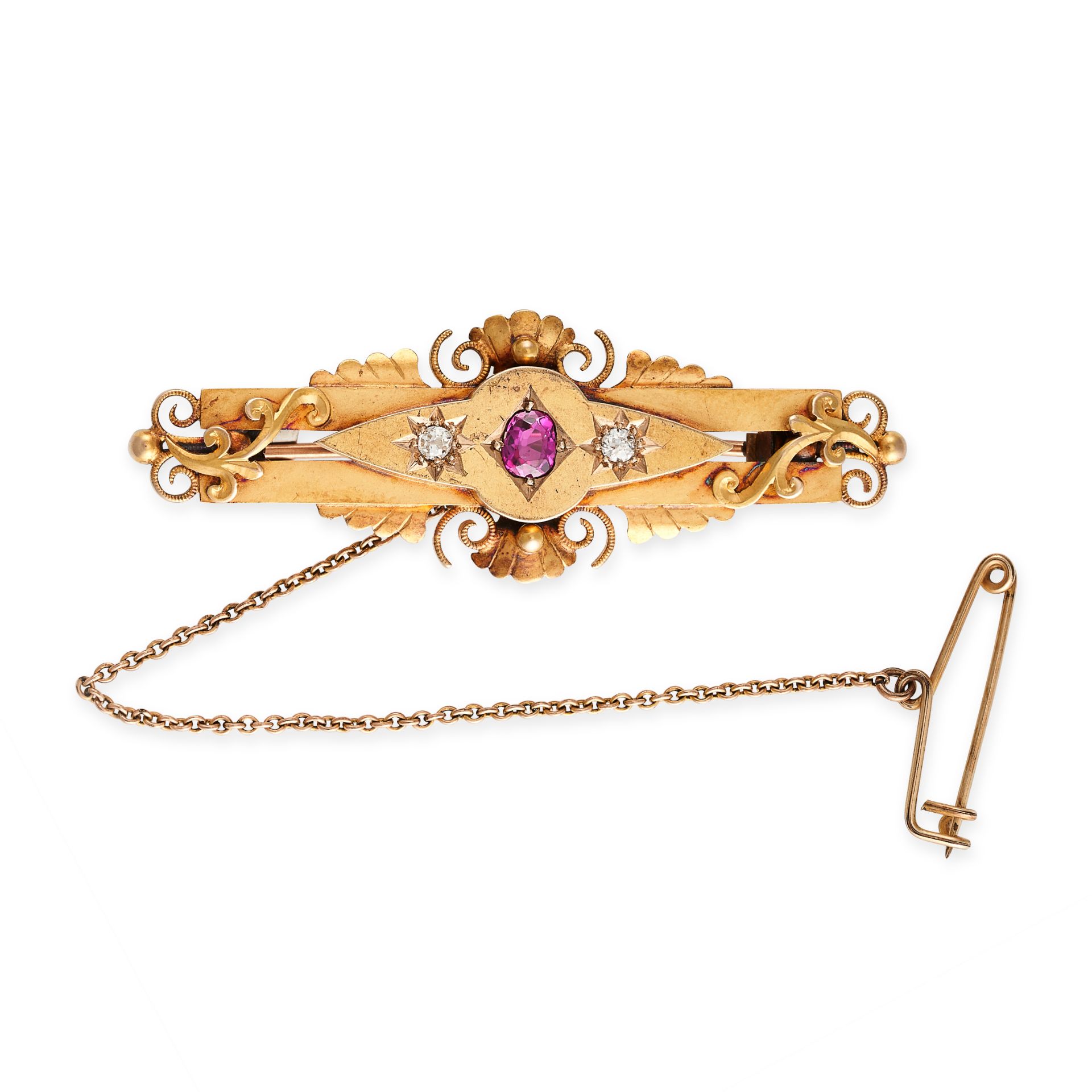 NO RESERVE - AN ANTIQUE EDWARDIAN RUBY AND DIAMOND BROOCH, 1906 in 15ct yellow gold, set with a