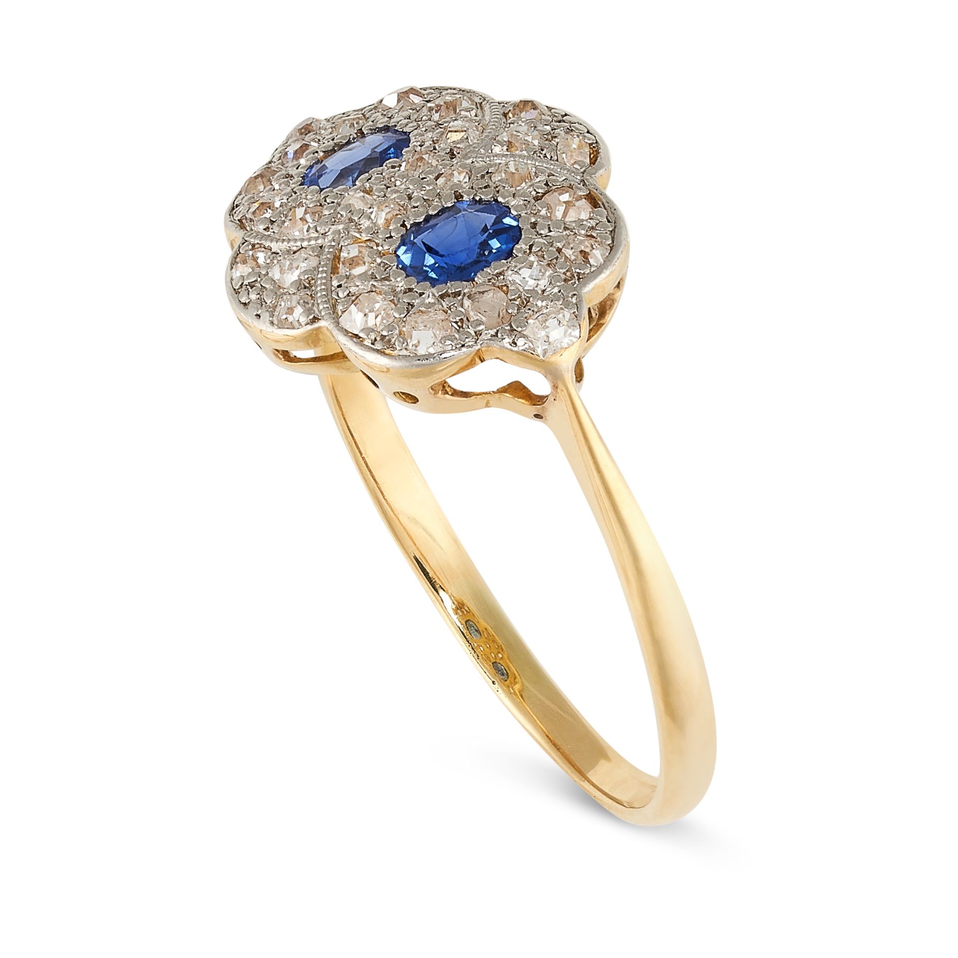 NO RESERVE - A SAPPHIRE AND DIAMOND RING in 18ct yellow gold and platinum, the scalloped face set - Image 2 of 2