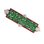 NO RESERVE - AN ART DECO JADEITE JADE, DIAMOND AND LACQUER BROOCH, CARTIER set with a carved piece