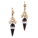 A PAIR OF ANTIQUE BANDED AGATE EARRINGS each set with a polished drop shaped piece of banded