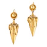 A PAIR OF ANTIQUE GOLD EARRINGS, 19TH CENTURY in yellow gold, in the Etruscan revival manner, the