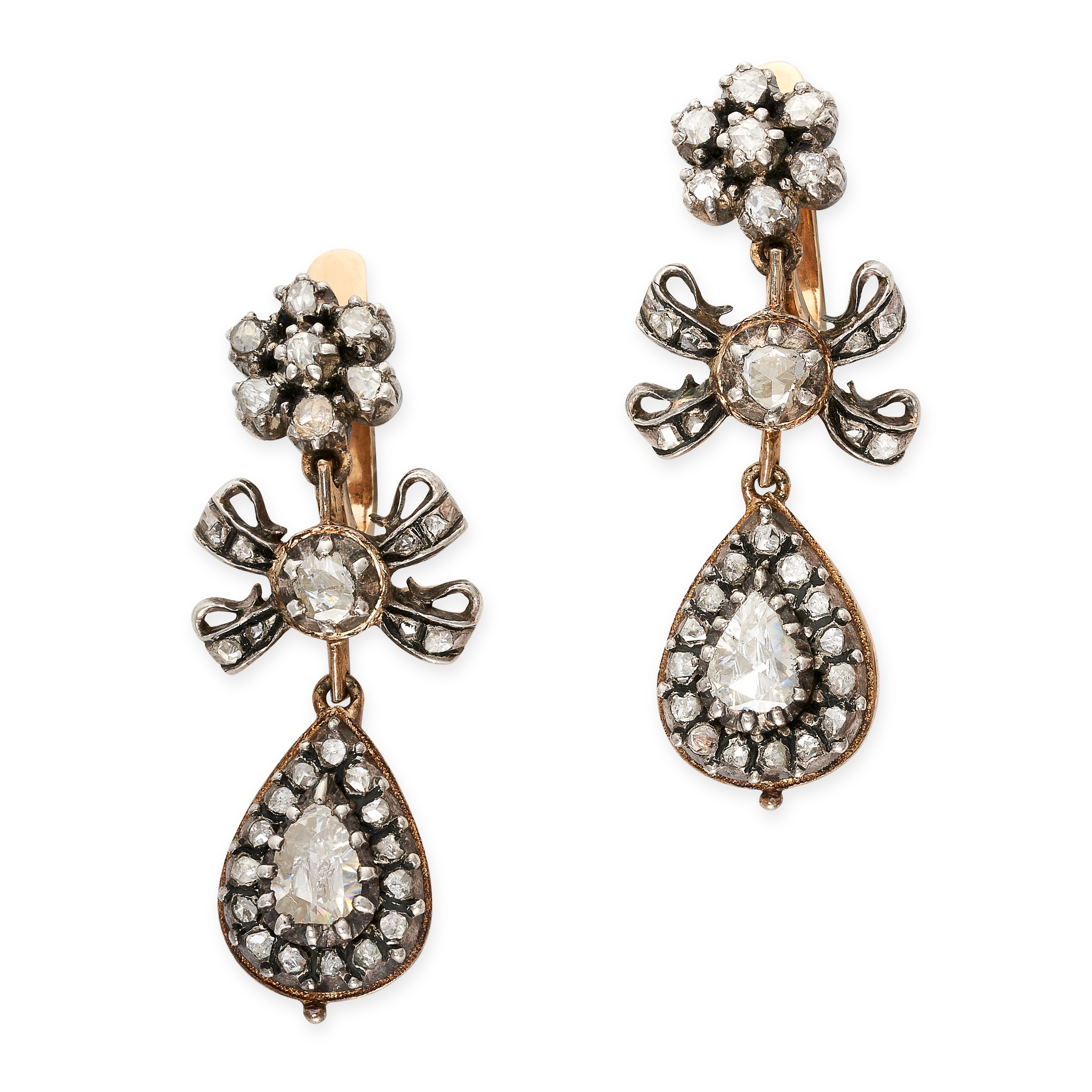 A PAIR OF DIAMOND EARRINGS