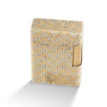 A VINTAGE LIGHTER  Textured two-tone detail, basket weave design with chevron pattern Stamped 750