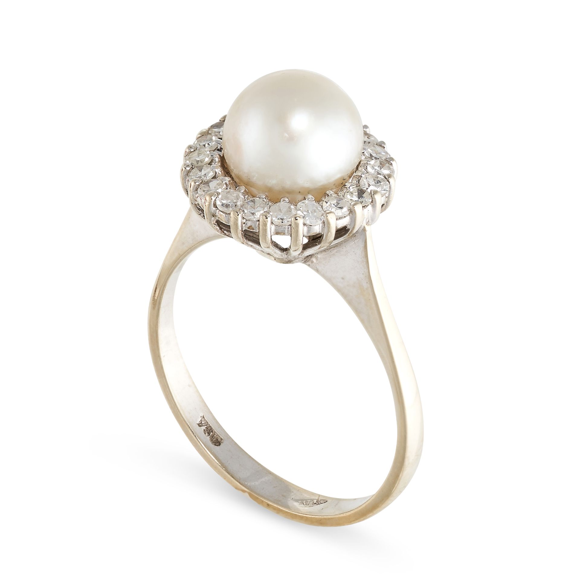 NO RESERVE - A PEARL AND DIAMOND CLUSTER RING  Made in 18 carat white gold  Pearl, approximate - Image 2 of 2