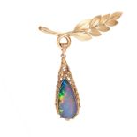 A VINTAGE OPAL BROOCH, 1977  Made in 9 carat yellow gold, foliate design, suspending a pendant below