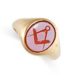 A MASONIC SARDONYX INTAGLIO SEAL / SIGNET RING, 1926 Made in 18 carat yellow gold Oval polished