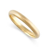 A WEDDING BAND RING  British hallmarks for 18ct gold  Size Q / 8  4.1 grams