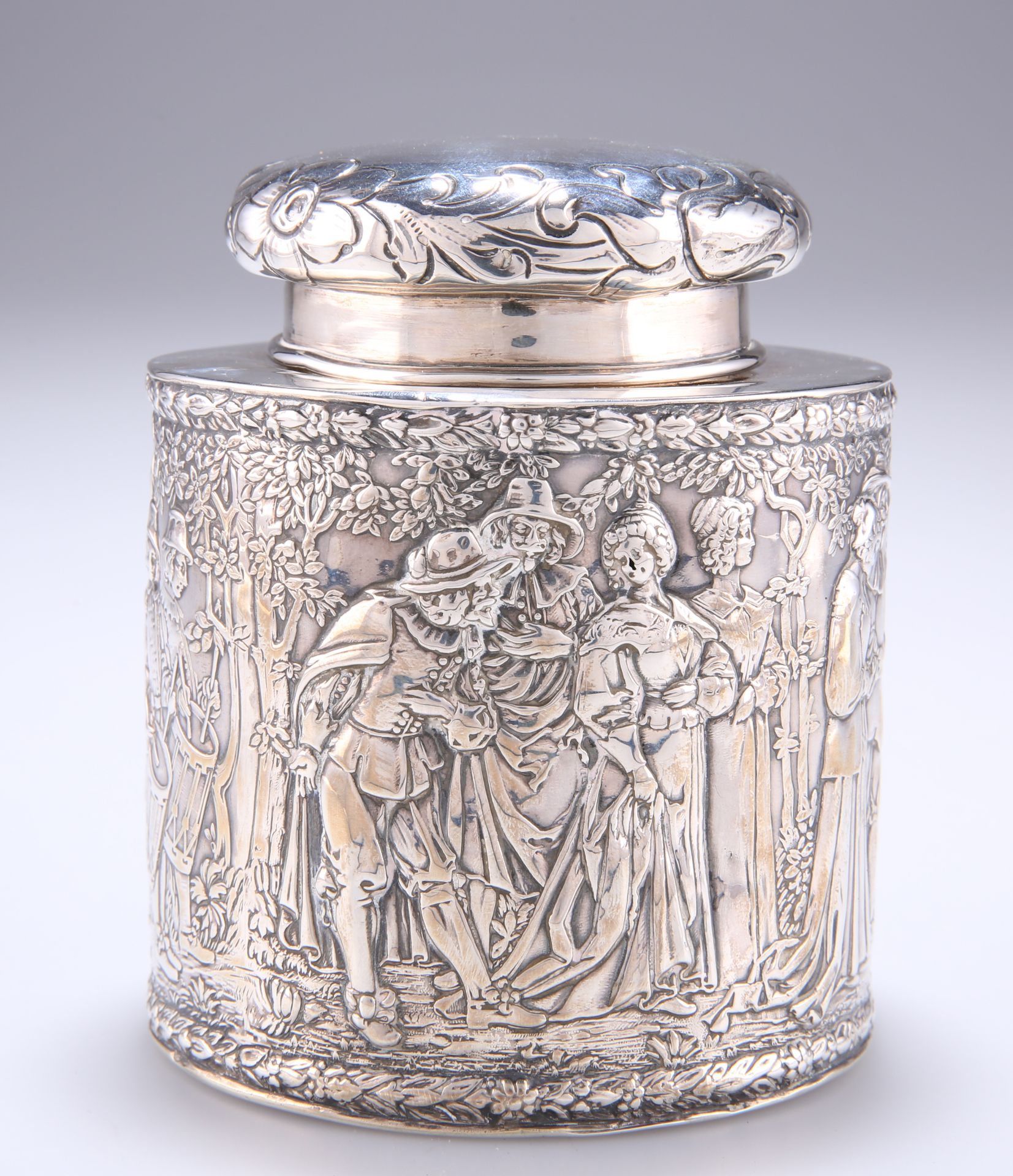 A GERMAN EXPORT SILVER TEA CANNISTER AND COVER