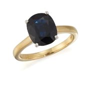 AN 18CT GOLD SAPPHIRE RING