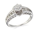 AN 14CT WHITE GOLD DIAMOND RING