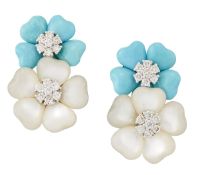 A PAIR OF 18CT WHITE GOLD MOTHER-OF-PEARL, TURQUOISE AND DIAMOND CLUSTER CLIP EARRINGS