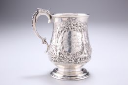 A VICTORIAN SILVER MUG