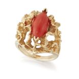 A 1960s CORAL DRESS RING