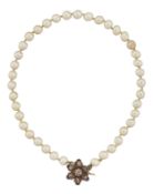 A CULTURED PEARL NECKLACE