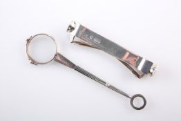 A LARGE EDWARDIAN SILVER DOUBLE-ENDED CIGAR CUTTER