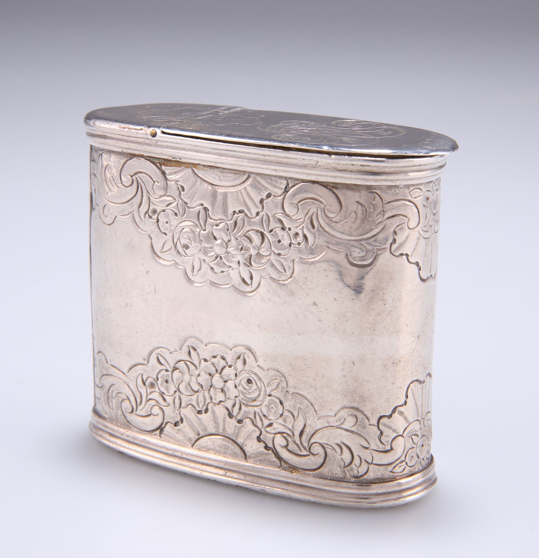 A SCOTTISH PROVINCIAL SILVER SNUFF, CIRCA 1750