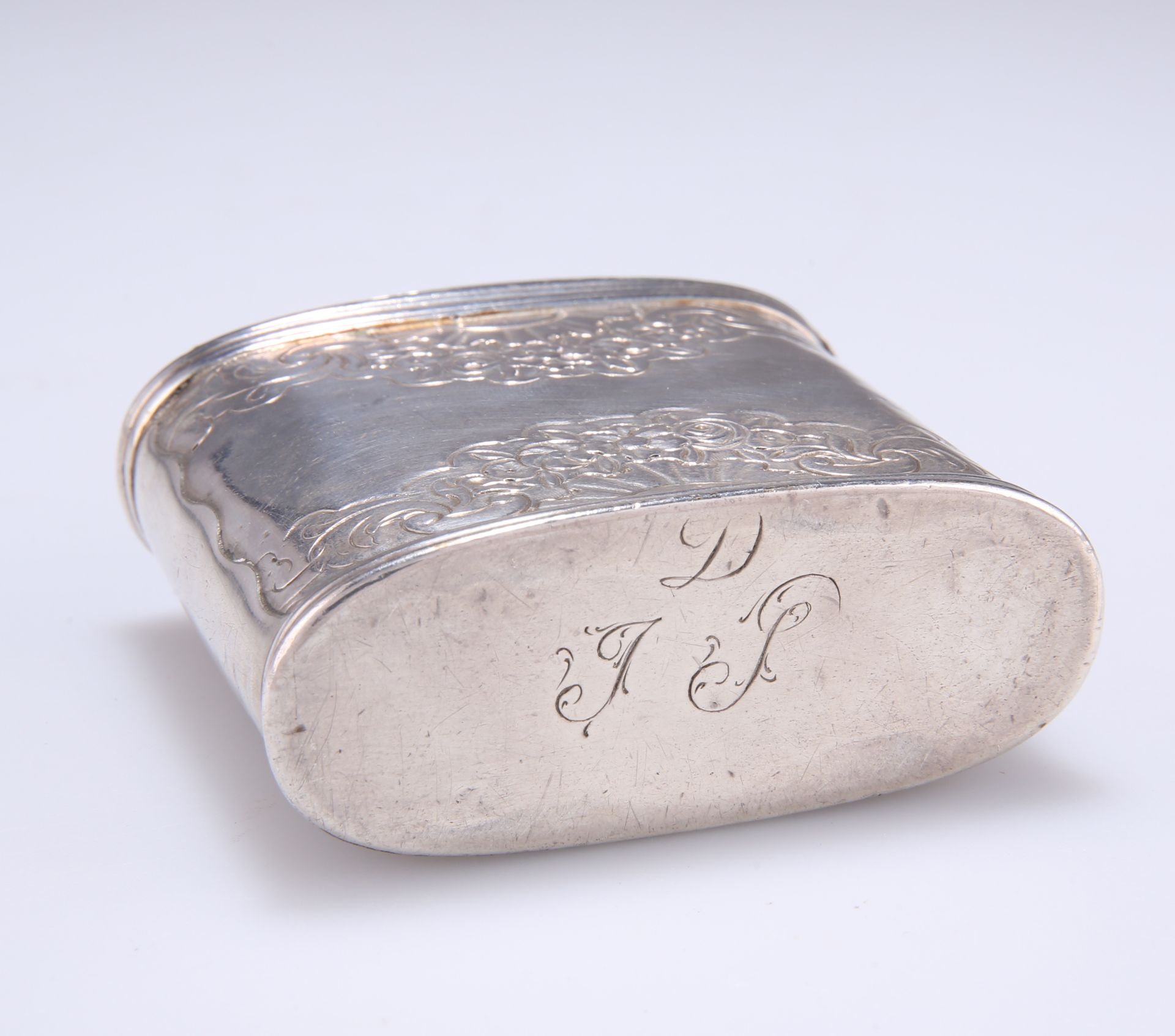 A SCOTTISH PROVINCIAL SILVER SNUFF, CIRCA 1750 - Image 5 of 5