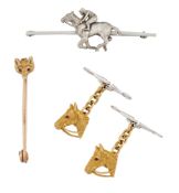 A PAIR OF 9CT GOLD EQUESTRIAN CUFFLINKS