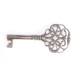 17th century steel key, 7.5cm