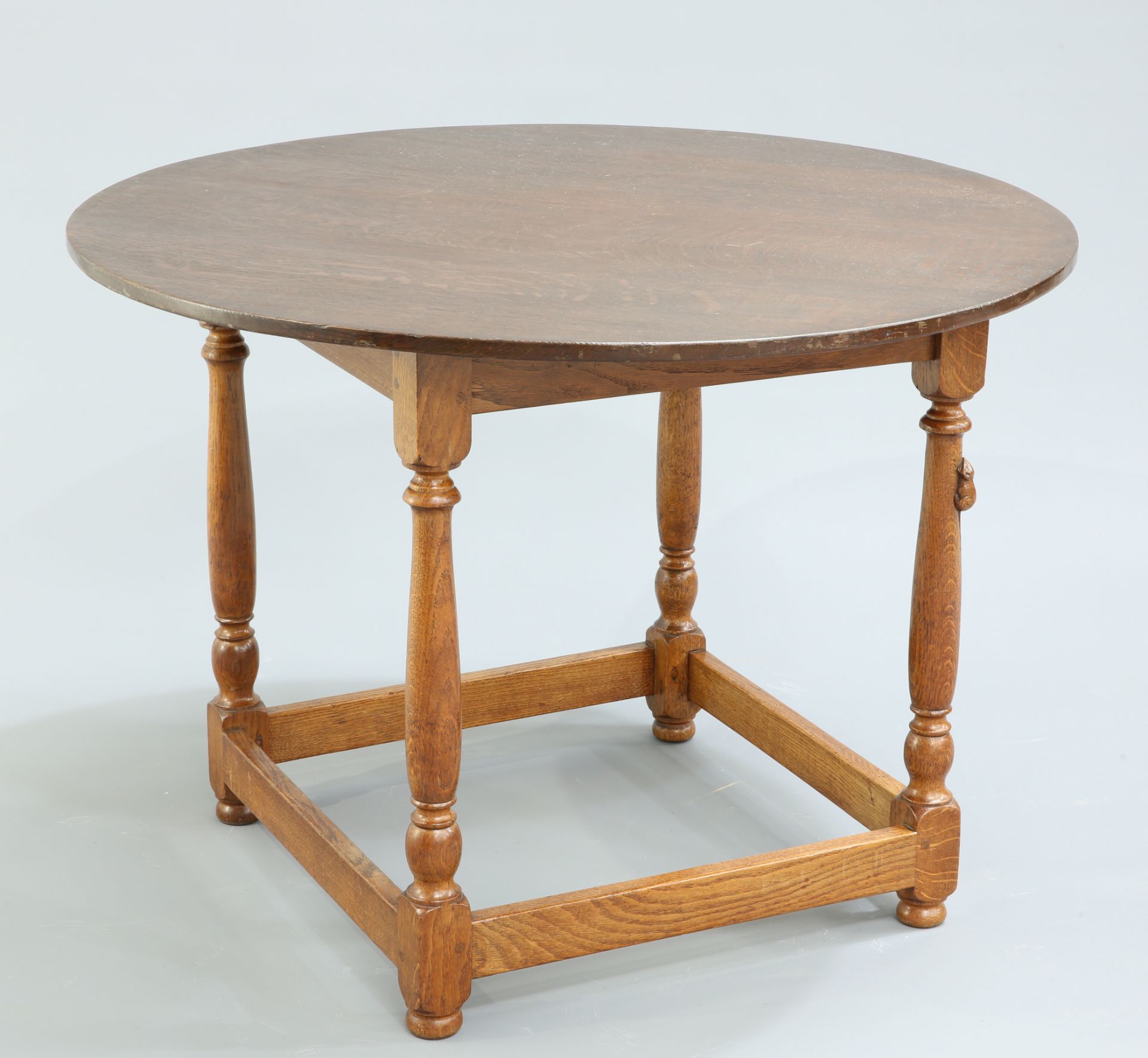 ROBERT THOMPSON OF KILBURN, A MOUSEMAN OAK TABLE