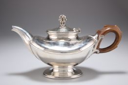 OMAR RAMSDEN (1873-1939), AN ARTS AND CRAFTS SILVER TEAPOT,