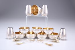 LESLIE GORDON DURBIN (1913-2005) AN ELIZABETH II PARCEL-GILT SILVER CONDIMENT SET